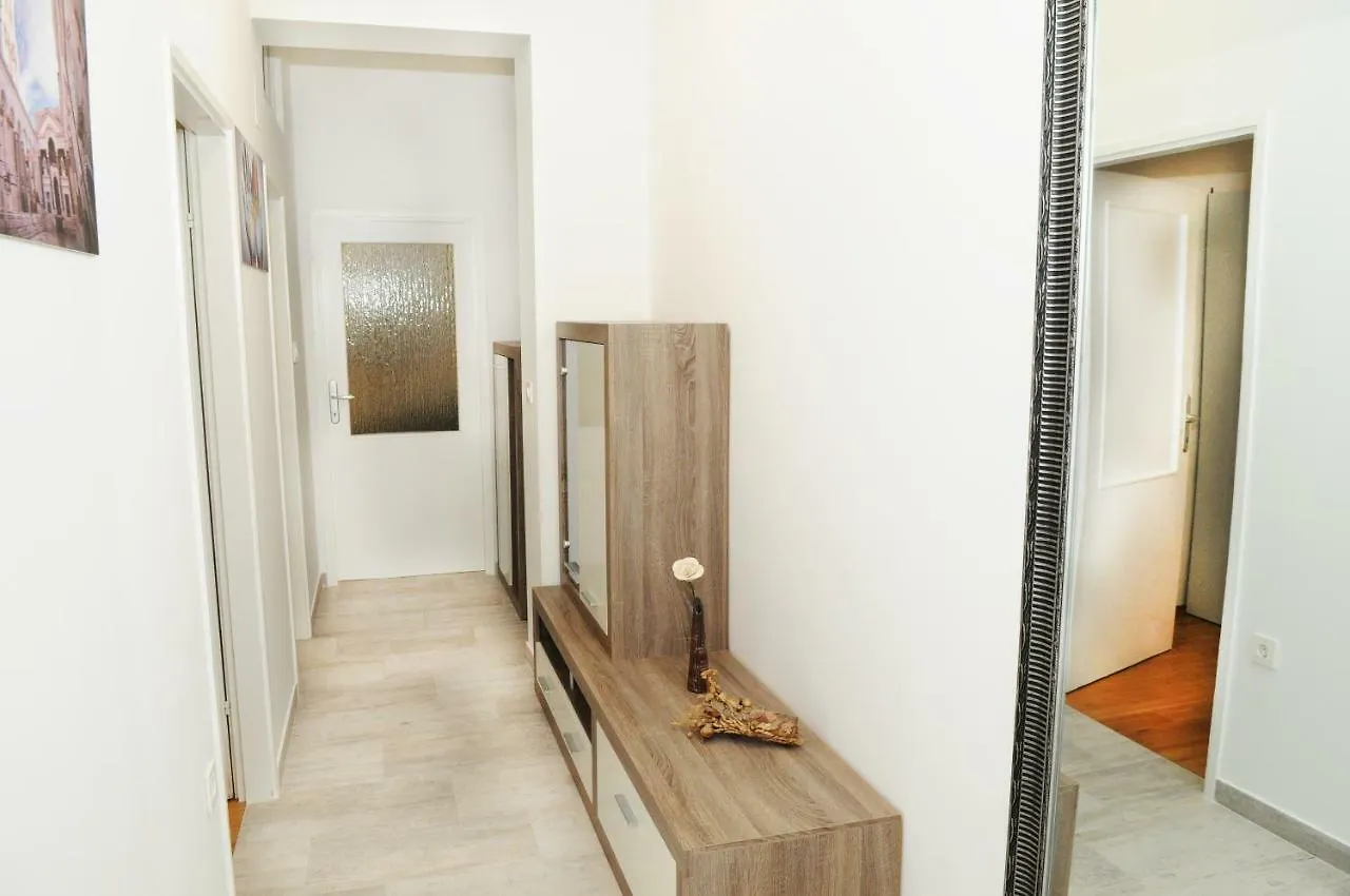 Apartman 3M With Free Parking Split